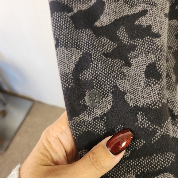 Lululemon Ready to Rulu Joggers Pants *Jacquard Heritage Camo Black Size 6 - Picture 10 of 12